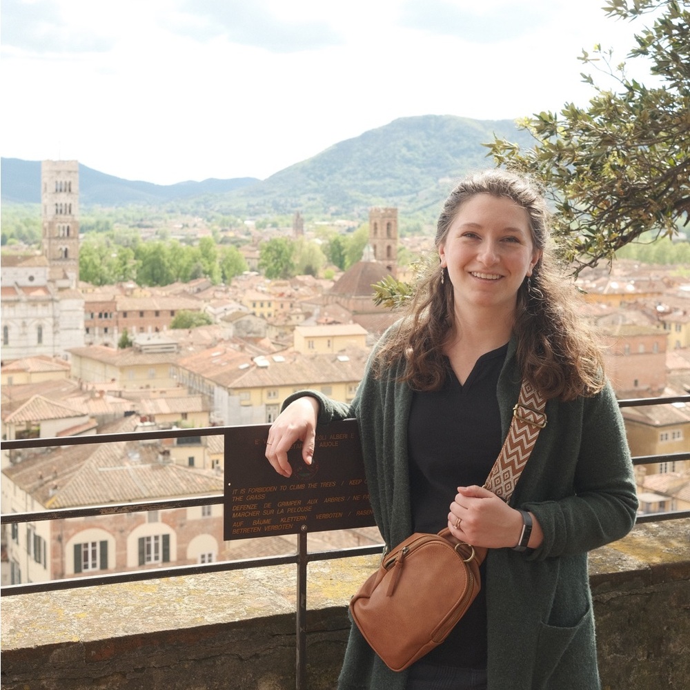 Meet your Posher, Jessica